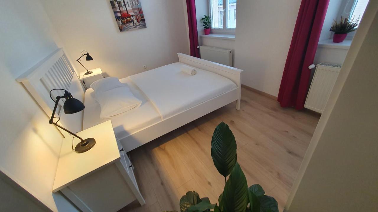 Le Monde Apartment Bratislava - amazing 5BDR in downtown Buitenkant foto