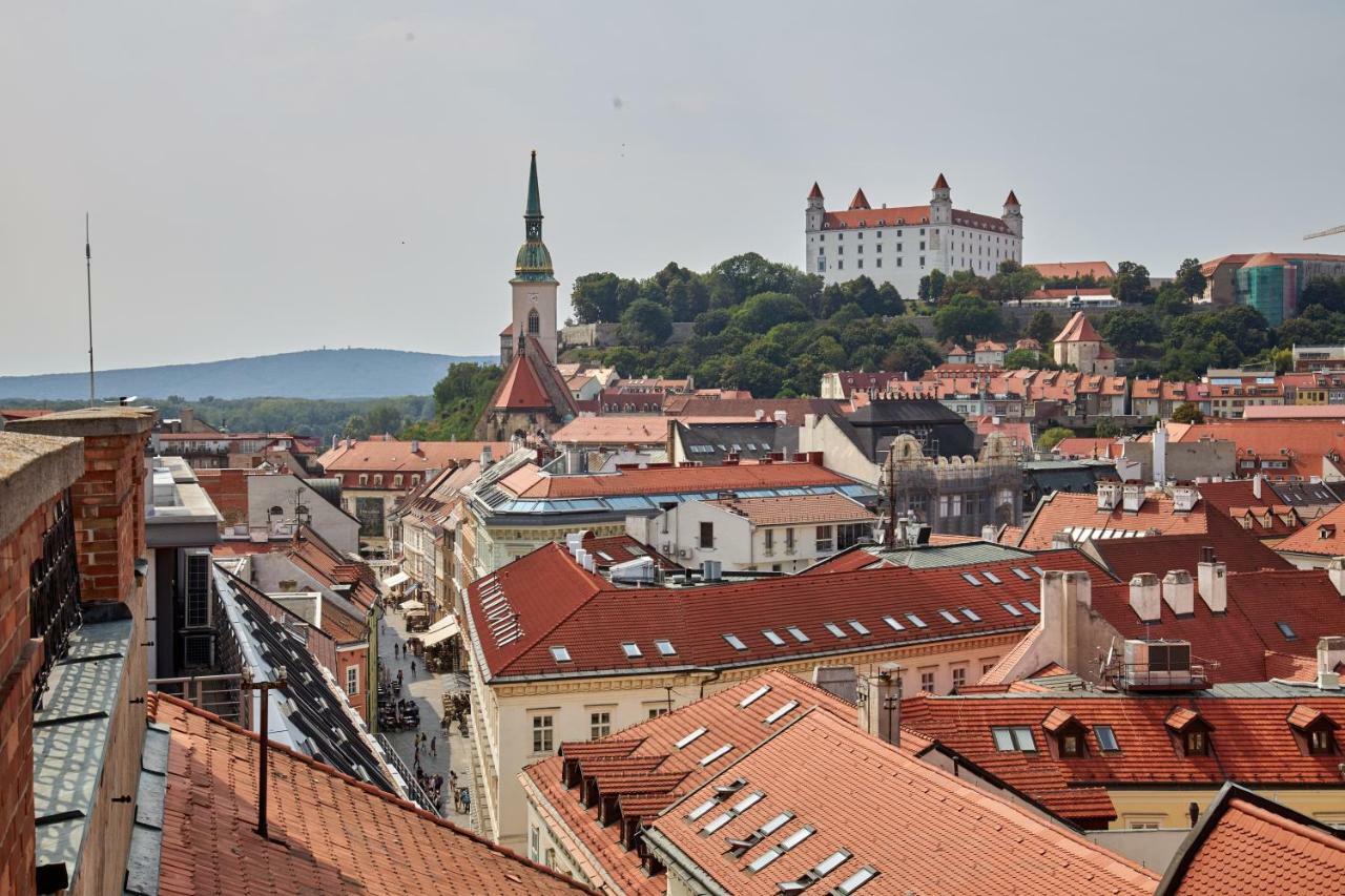 Le Monde Apartment Bratislava - amazing 5BDR in downtown Buitenkant foto
