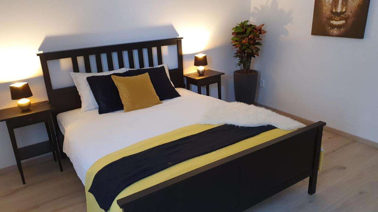 Le Monde Apartment Bratislava - amazing 5BDR in downtown Buitenkant foto